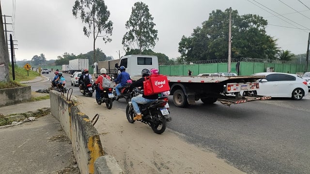 Engarrafamento da Cerb - viaduto
