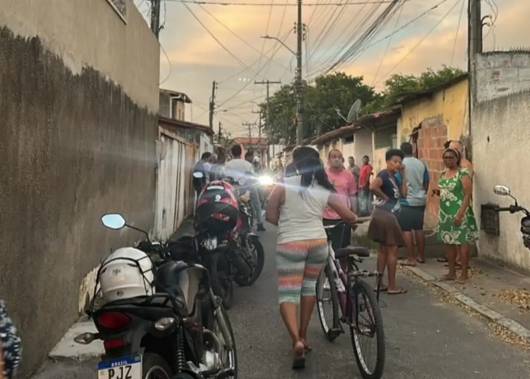Motociclista é preso por direção perigosa, fuga e atropelamento em Feira de Santana
