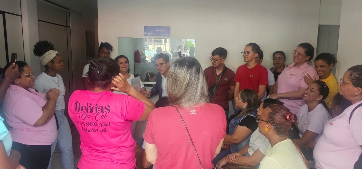 Reunião na secretaria municipal de Trabalho, Turismo e Desenvolvimento Econômico