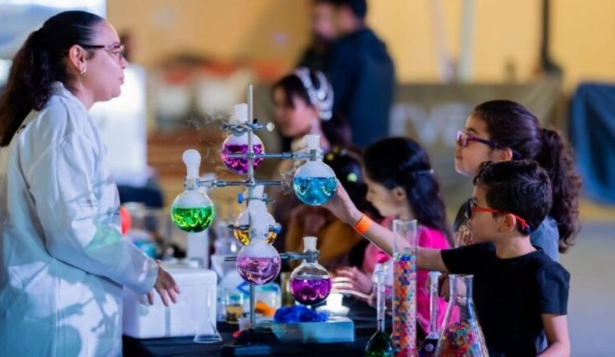 Daniela dos Santos Carneiro