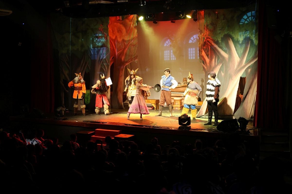 Teatro Margarida Ribeiro