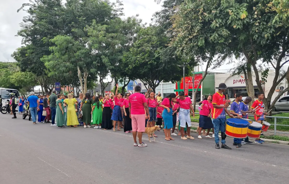 Pela primeira vez, mulheres evangélicas ocupam as ruas no Dia Internacional da Mulher em Feira de Santana