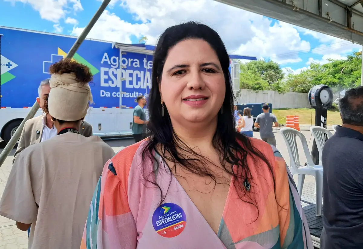 Carreta de tomografia inicia atendimentos para mais de 1,6 mil pacientes na região de Feira de Santana