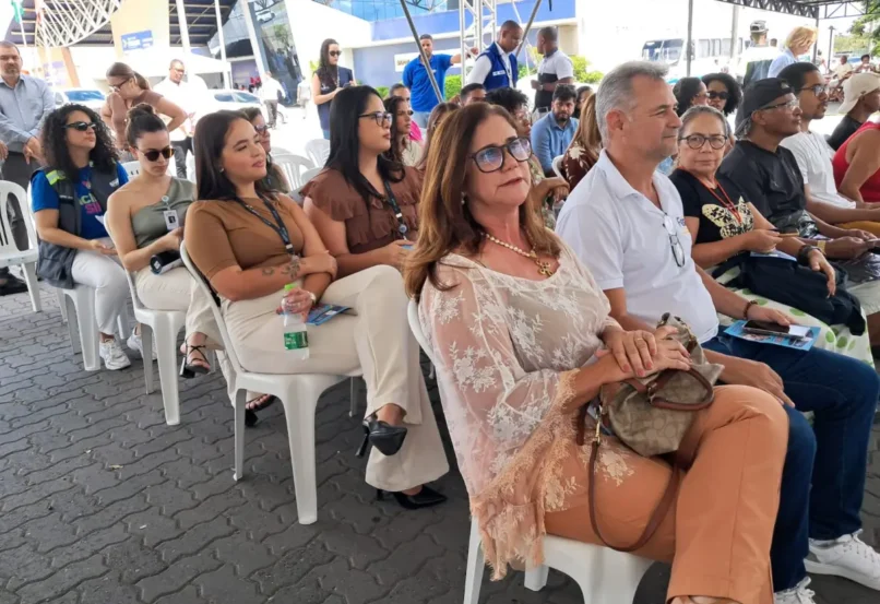 Carreta de tomografia inicia atendimentos para mais de 1,6 mil pacientes na região de Feira de Santana