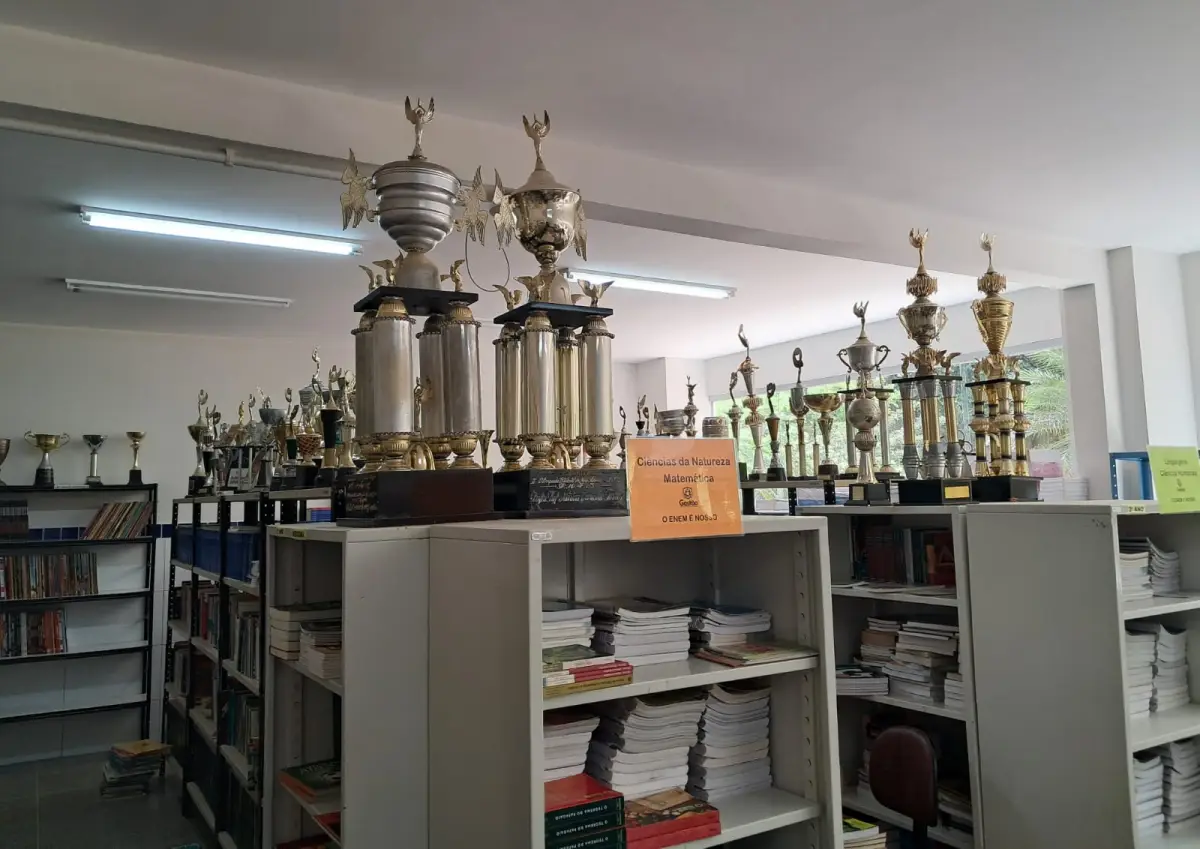 Colégio Gastão Guimarães celebra tradição e formação de gerações em Feira de Santana