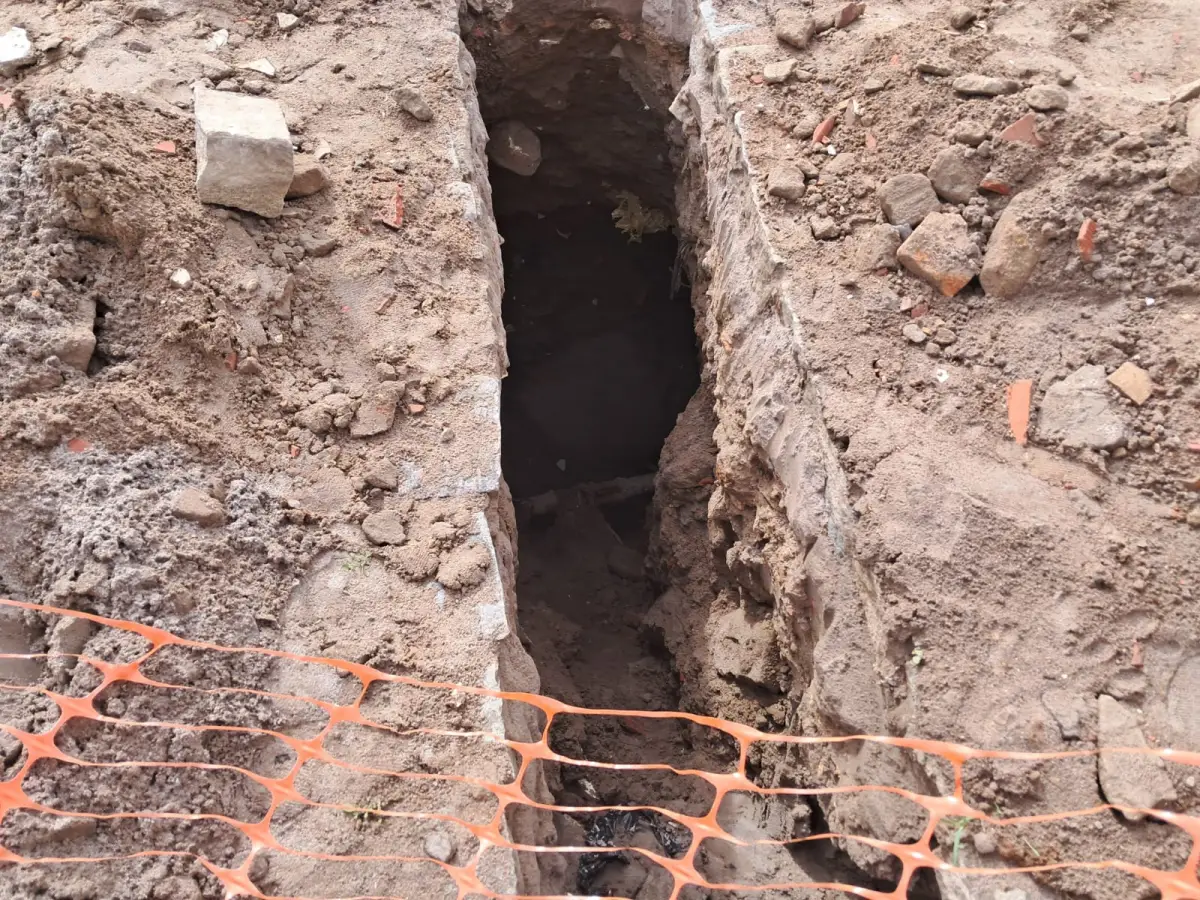 Embasa deixa obra inacabada na Rua C