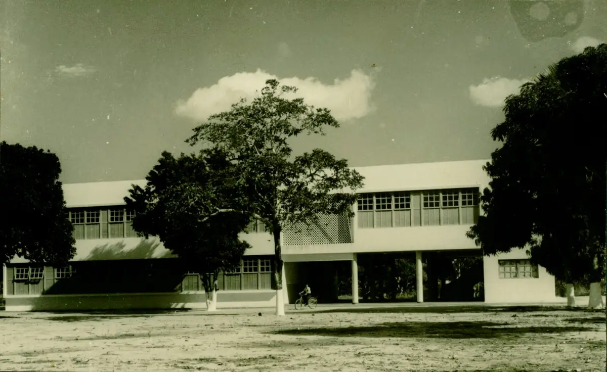 Colégio Gastão Guimarães celebra tradição e formação de gerações em Feira de Santana