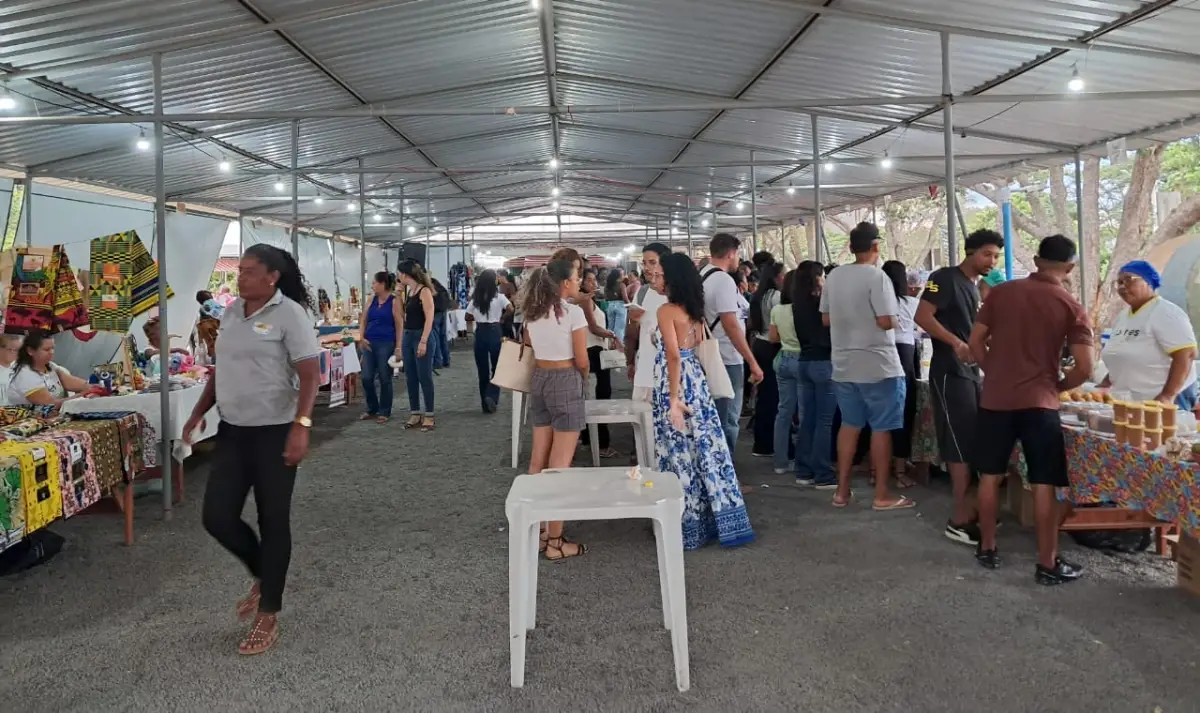 Março Mulher do MOC reúne produtoras, saberes ancestrais e luta pelos direitos das mulheres na Uefs