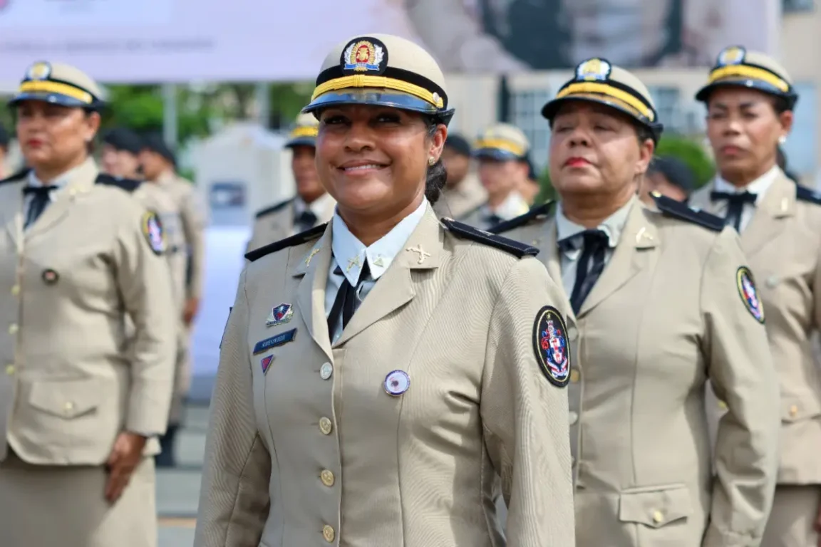 Em Salvador, PMBA homenageia 195 mulheres com a Medalha Três Marias