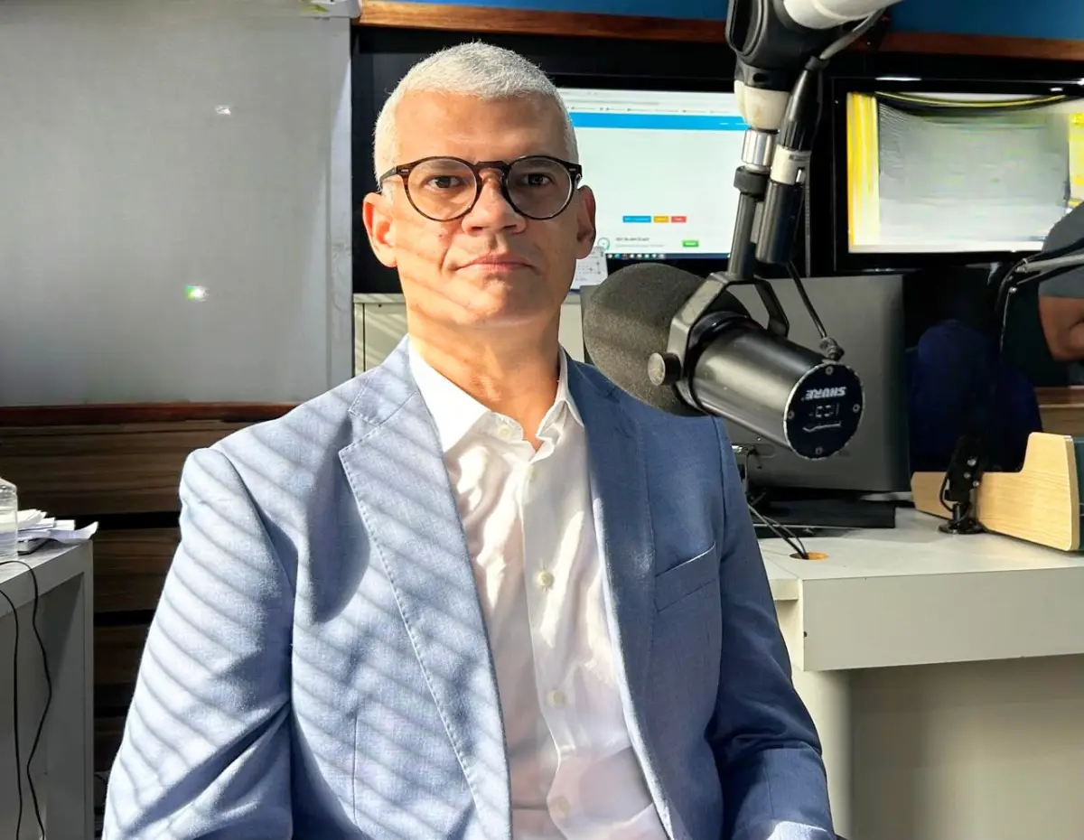 Secretário diz que estado de greve é desnecessário e promete enviar projeto de reajuste à Câmara de Feira