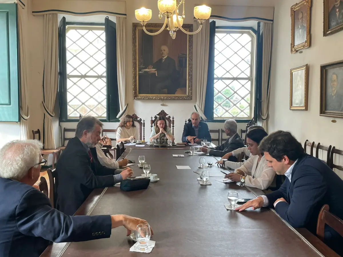 Empresariado baiano se mobiliza em debate sobre mudanças na escala 6x1