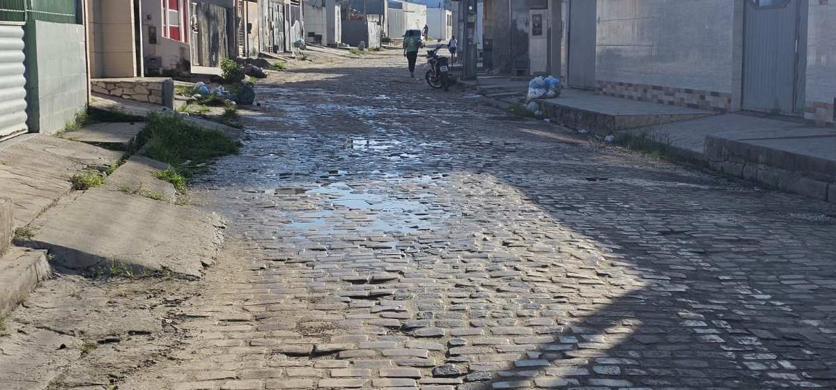 Rua da Concórdia- buracos e sem pavimentação