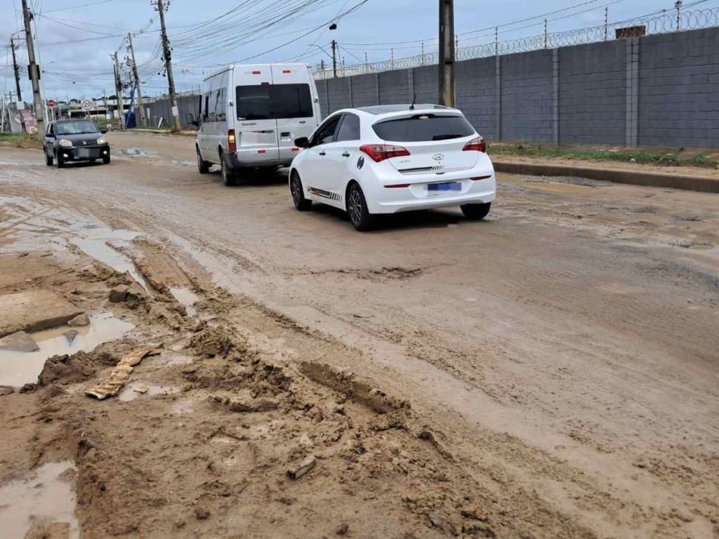 Rua Rubens Francisco Dias, no Papagaio