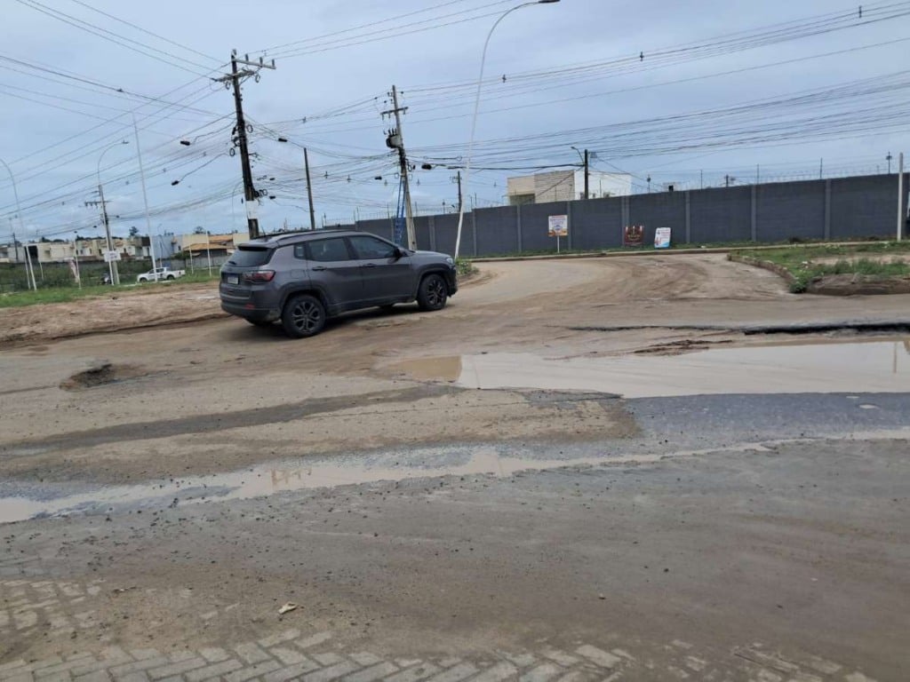 Rua Rubens Francisco Dias, no Papagaio