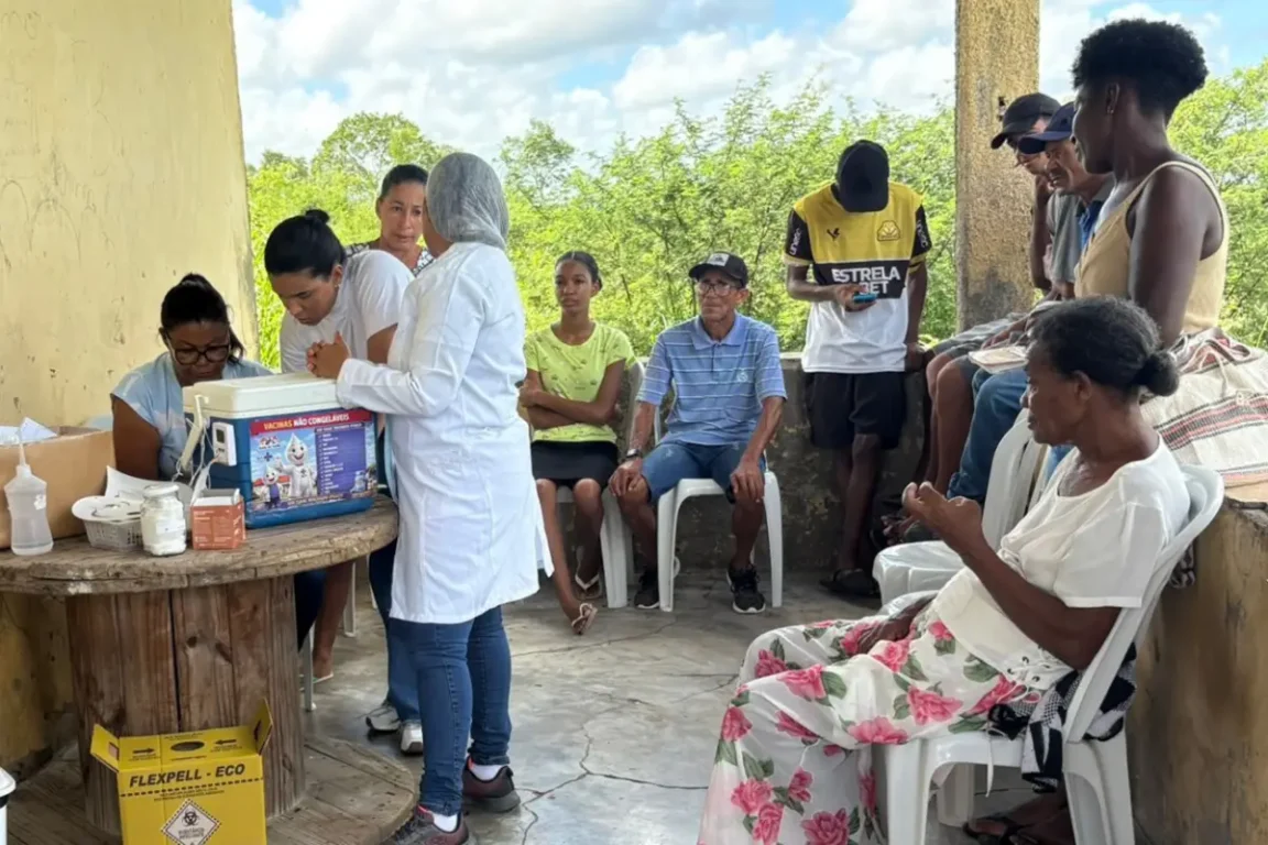 Vacinação itinerante chega a povoados do distrito de Ipuaçu