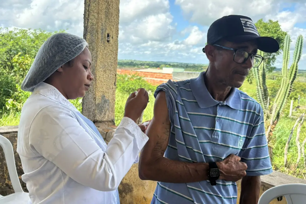 Vacinação itinerante chega a povoados do distrito de Ipuaçu