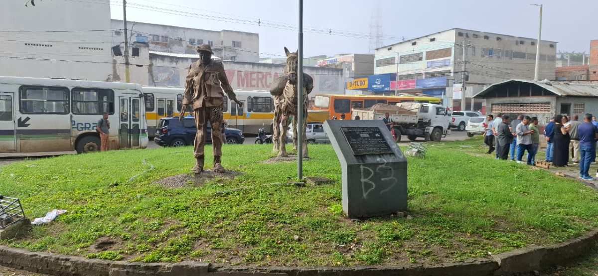 Ordem de serviço e inicio das obras da Praça do Tropeiro