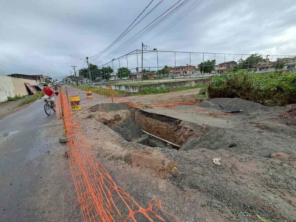 área isolada na rua Portuguesa de Desportos, no bairro Parque Ipê.