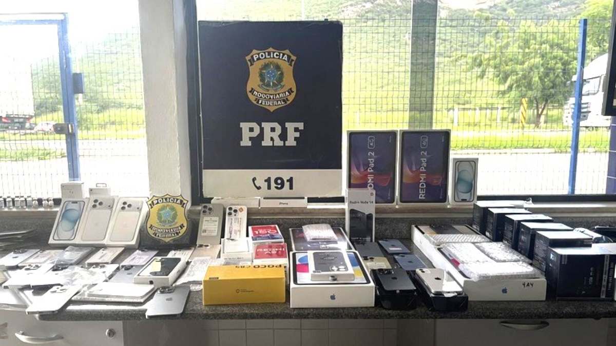 Canetas de emagrecimento ilegais e celulares são apreendidos em ônibus na BR-116