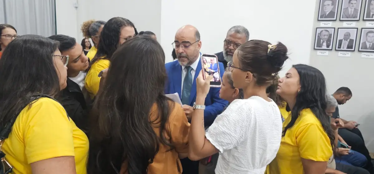 Após polêmica, projeto de defesa animal é adiado na Câmara e vereador cobra urgência: “Os protetores estão adoecendo”