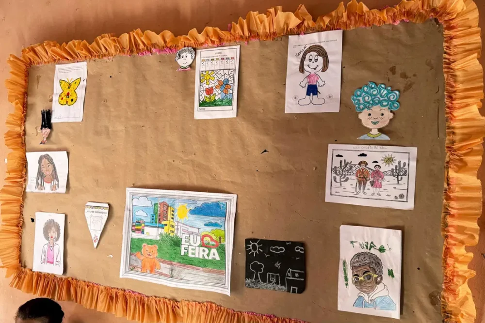 CRAS do Feira IX desperta gosto pela leitura com Clube do Livro