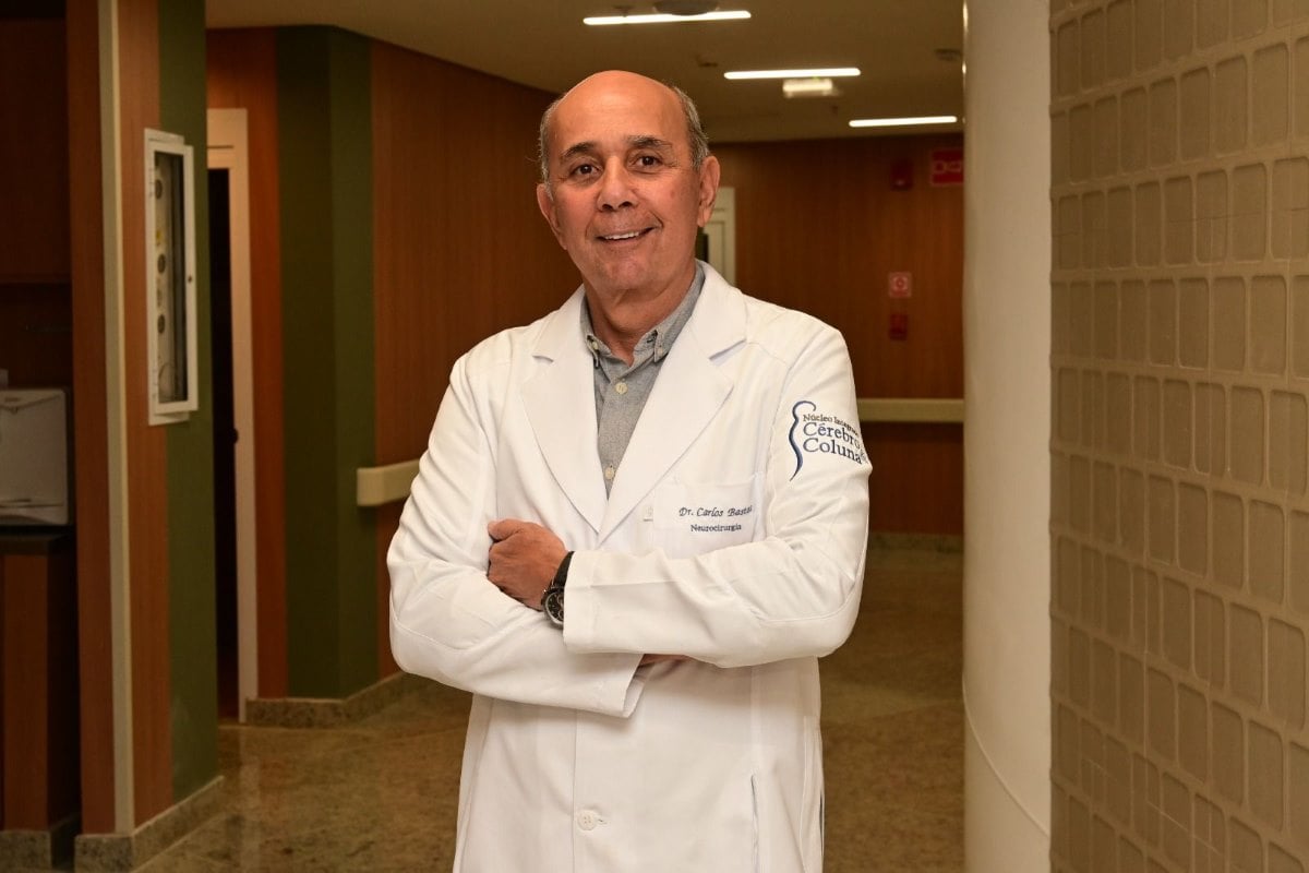 Dr. Carlos Bastos, neurocirurgião do Hospital Mater Dei Salvador