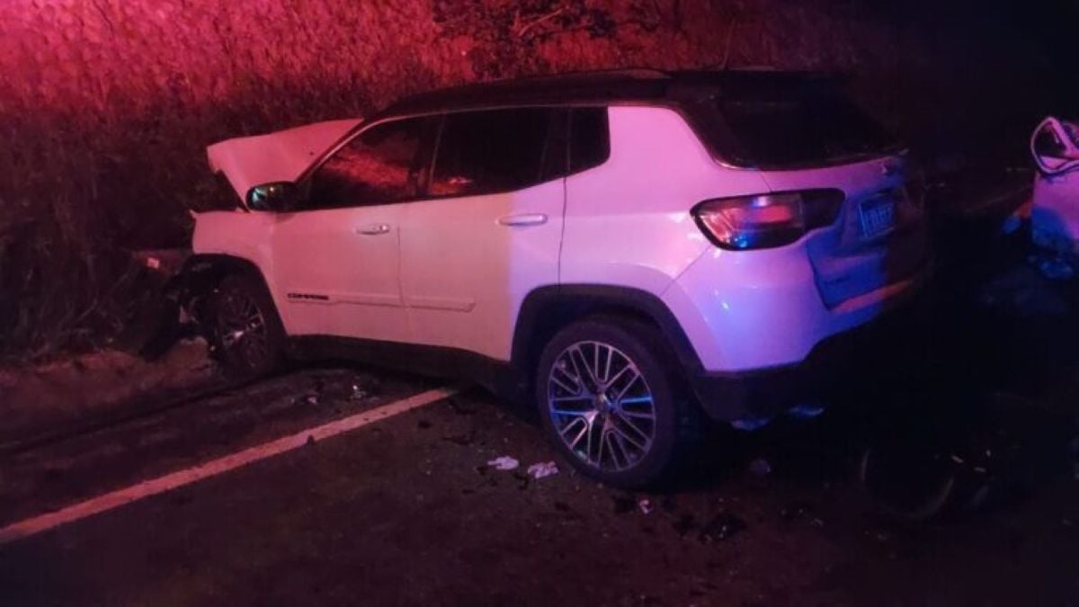 O motorista do veículo Jeep também ficou ferido 