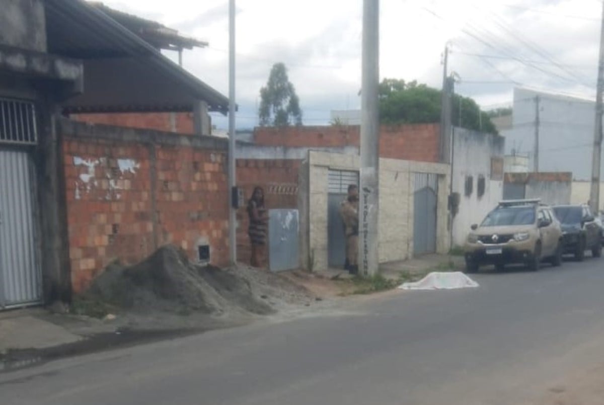 Homem de 21 anos é morto a tiros no bairro Campo Limpo