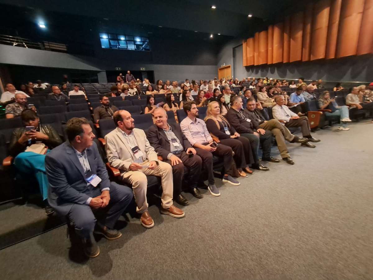 II Encontro da Federação de Hospedagem e Alimentação reúne representantes do setor turístico em Feira de Santana