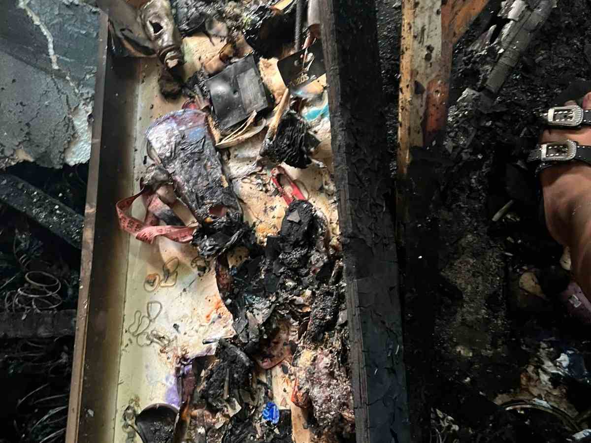 Incêndio destrói quarto de jovem artista em Feira de Santana; vaquinha é criada para ajudar na reconstrução