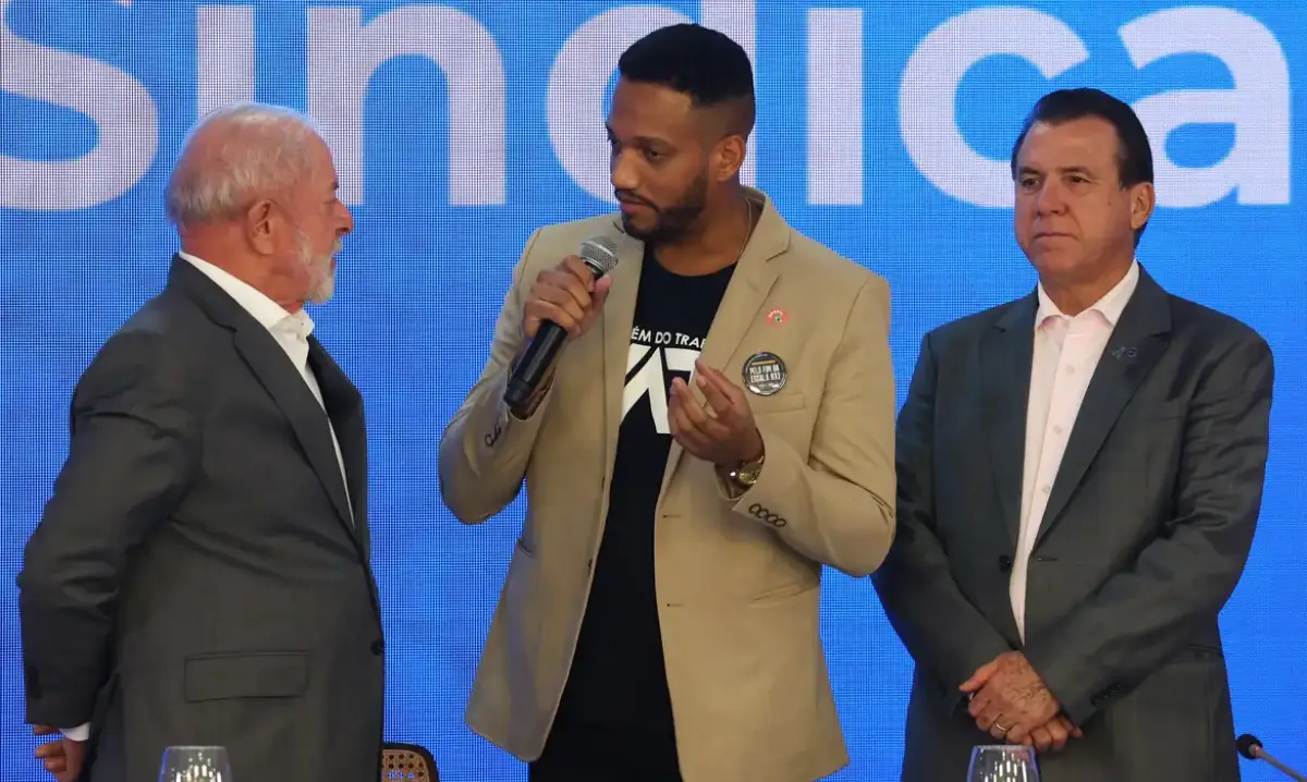 Fim da escala 6x1: Lula pede mobilização a centrais sindicais e grupo