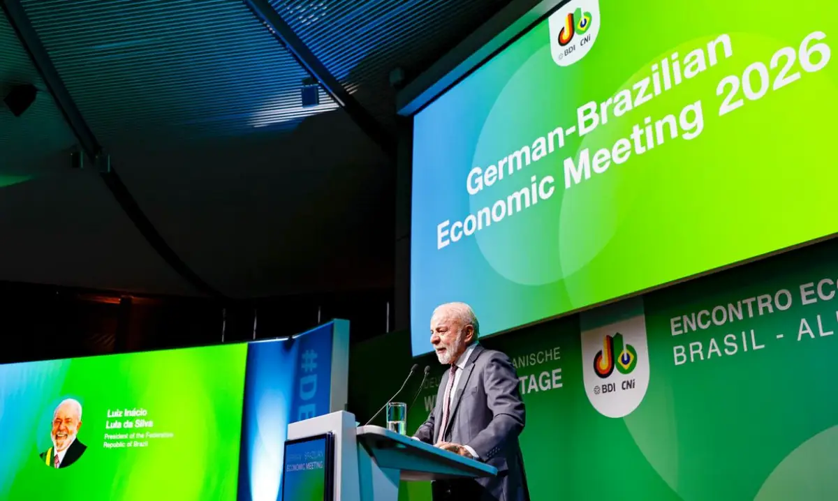 Na Alemanha, Lula condena atitude dos EUA contra delegado da Polícia Federal