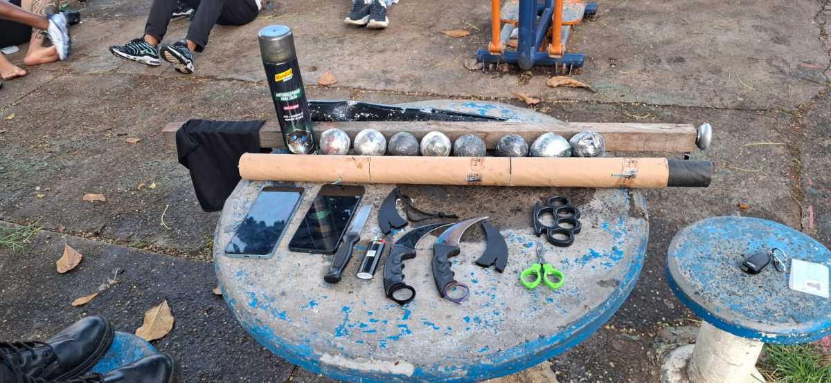 Polícia Militar detém 77 membros de torcida organizada em Salvador após denúncia