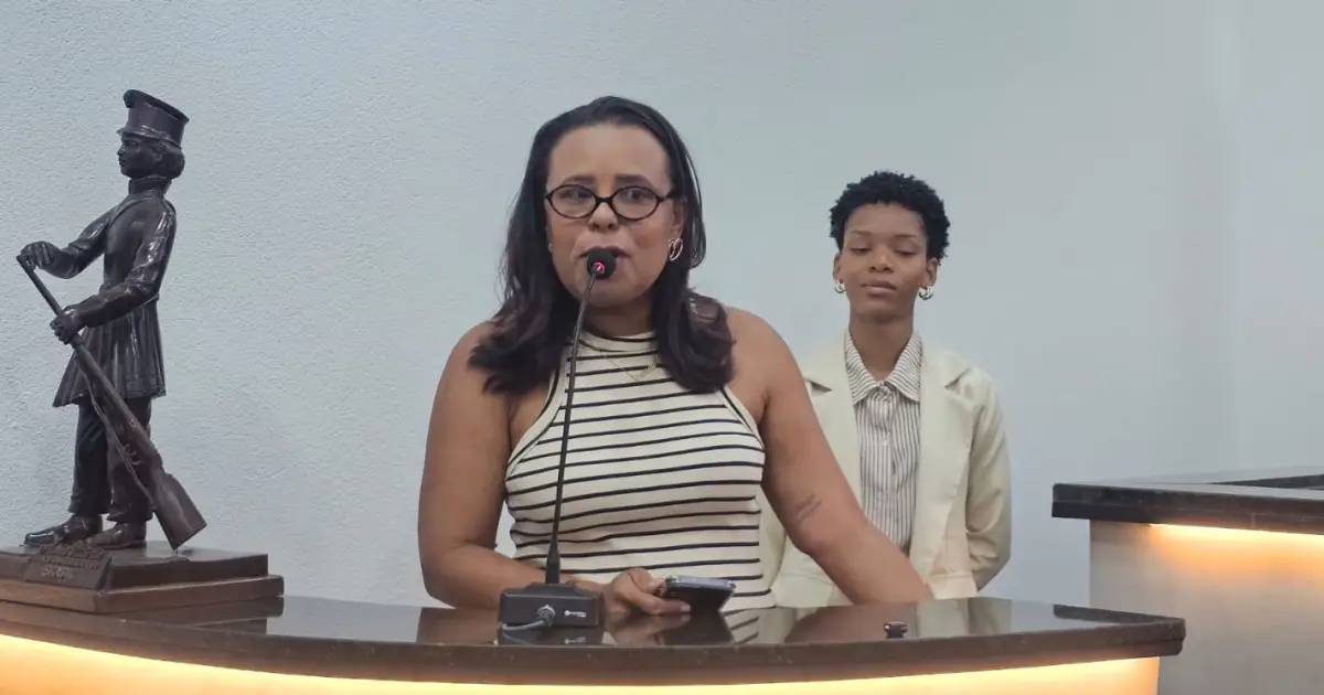 Projeto de leitura dá voz a estudantes e transforma realidade em escola técnica de Feira de Santana; conheça