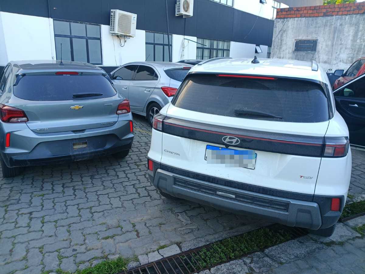 Carros apreendidos pela Polícia Civil