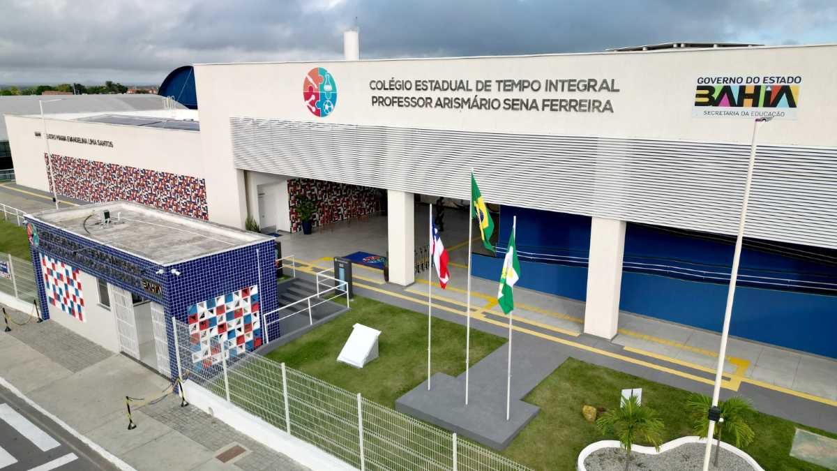Colégio de Tempo Integral em Ipirá