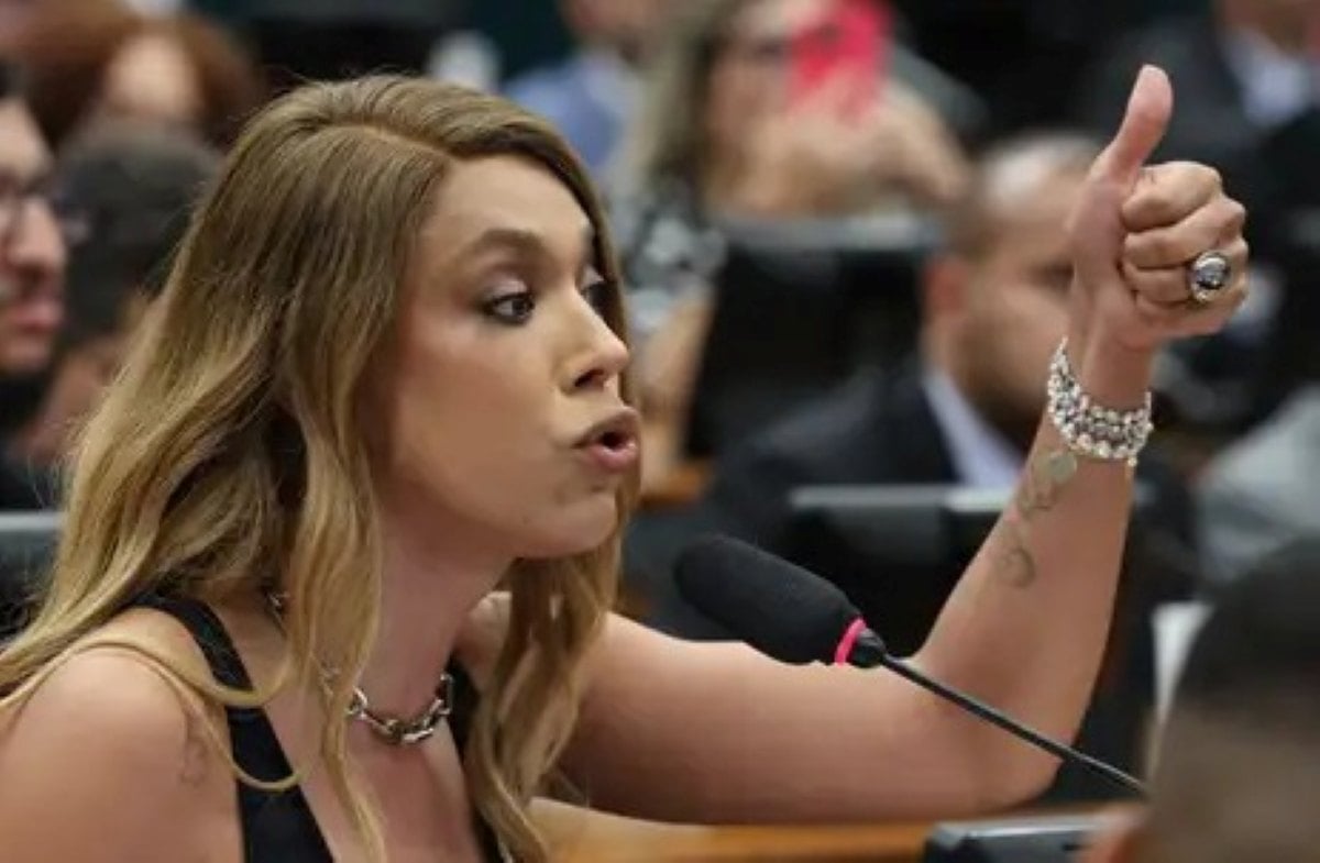 Votação da PEC do fim da jornada 6x1 é adiada após pedido de vista na CCJ