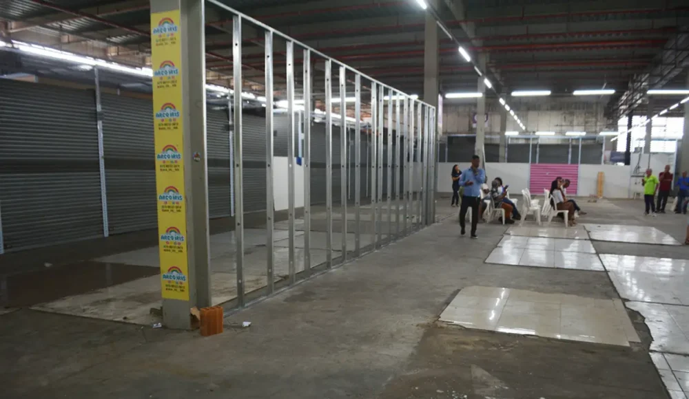 Prefeito autoriza construção da nova sede da Casa do Trabalhador no Shopping Popular