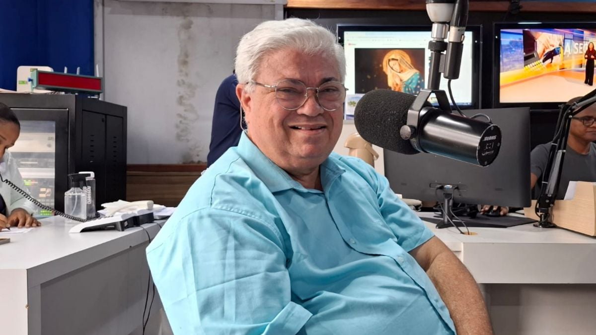 Clóvis Nunes, escrito de Feira de Santana