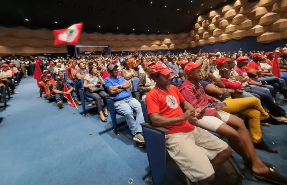 Agricultura familiar da Bahia recebe R$ 89 milhões, caminhões e reforço na merenda escolar de qualidade