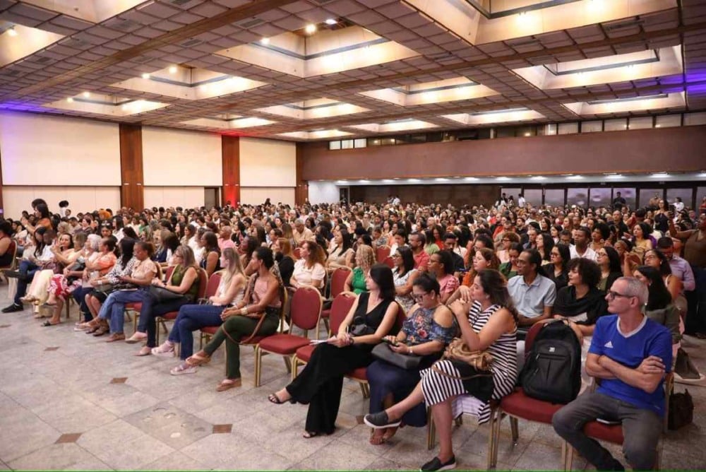 Encontro em Salvador reúne 820 gestores para fortalecer Educação Integral na rede estadual