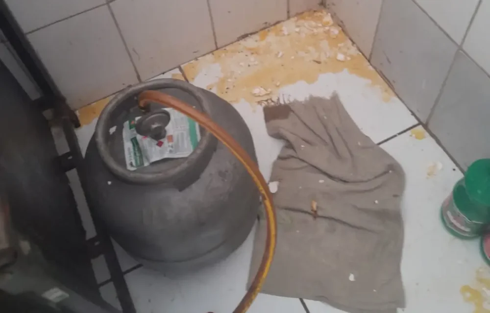 Escola municipal é invadida e vandalizada em Conceição do Jacuípe