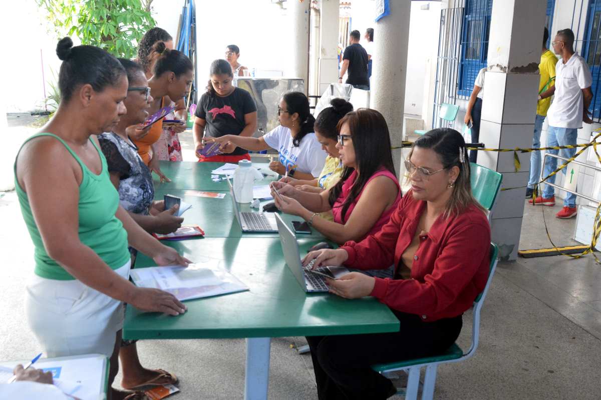 Feira em Ação realiza 160 atendimentos no bairro Novo Horizonte em Feira de Santana