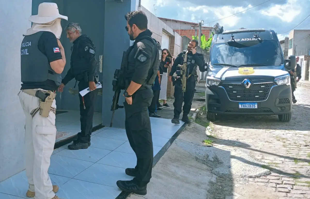 Ação conjunta investiga maus-tratos a animais em cinco bairros de Feira de Santana