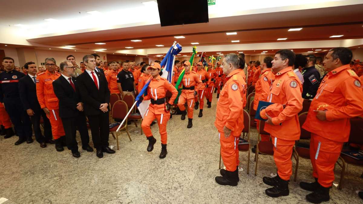 Bahia reúne bombeiros do Nordeste para simulado de grandes emergências