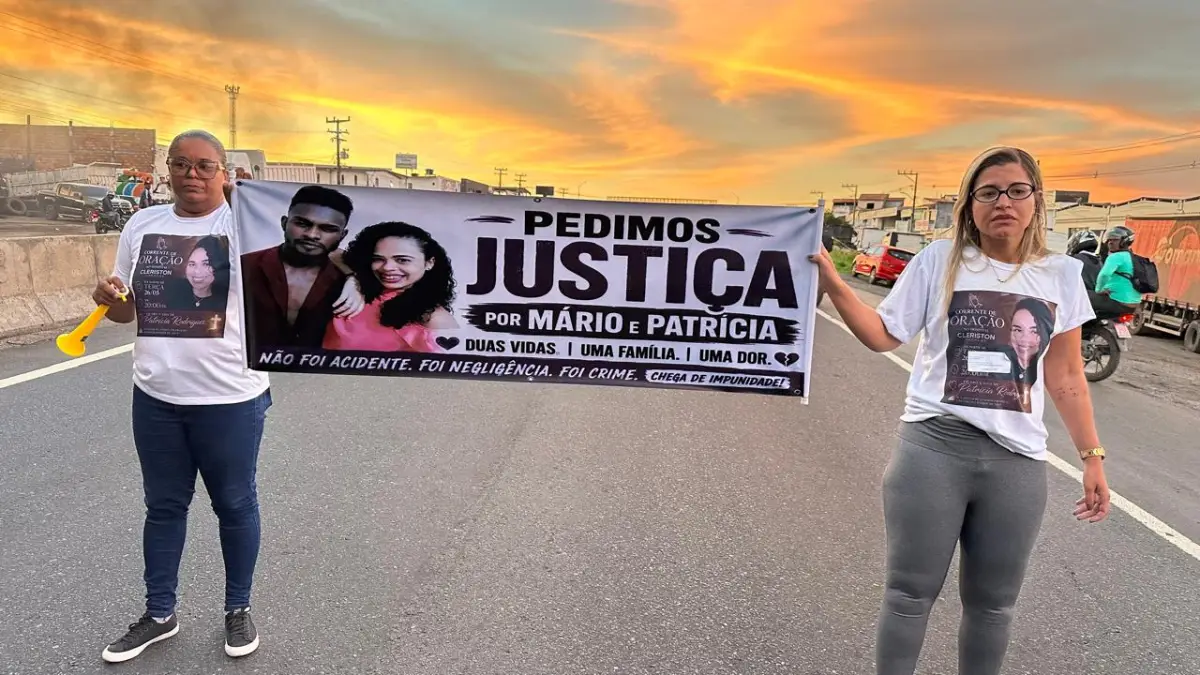 Família protesta após acidente com cavalo solto matar homem e deixar mulher em estado grave