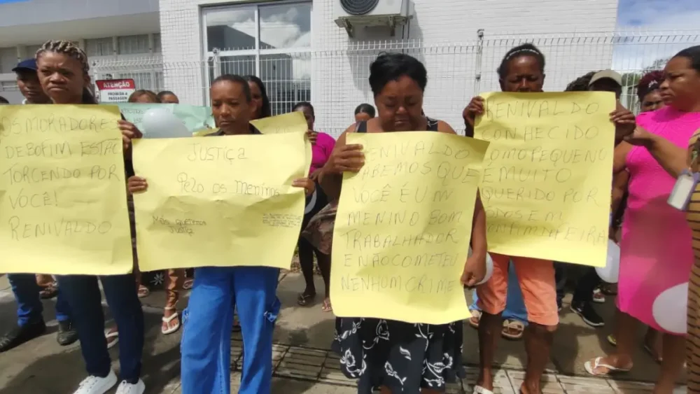 Manifestação: familiares prestam apoio a homem condenado a 15 anos por estupro de vulnerável