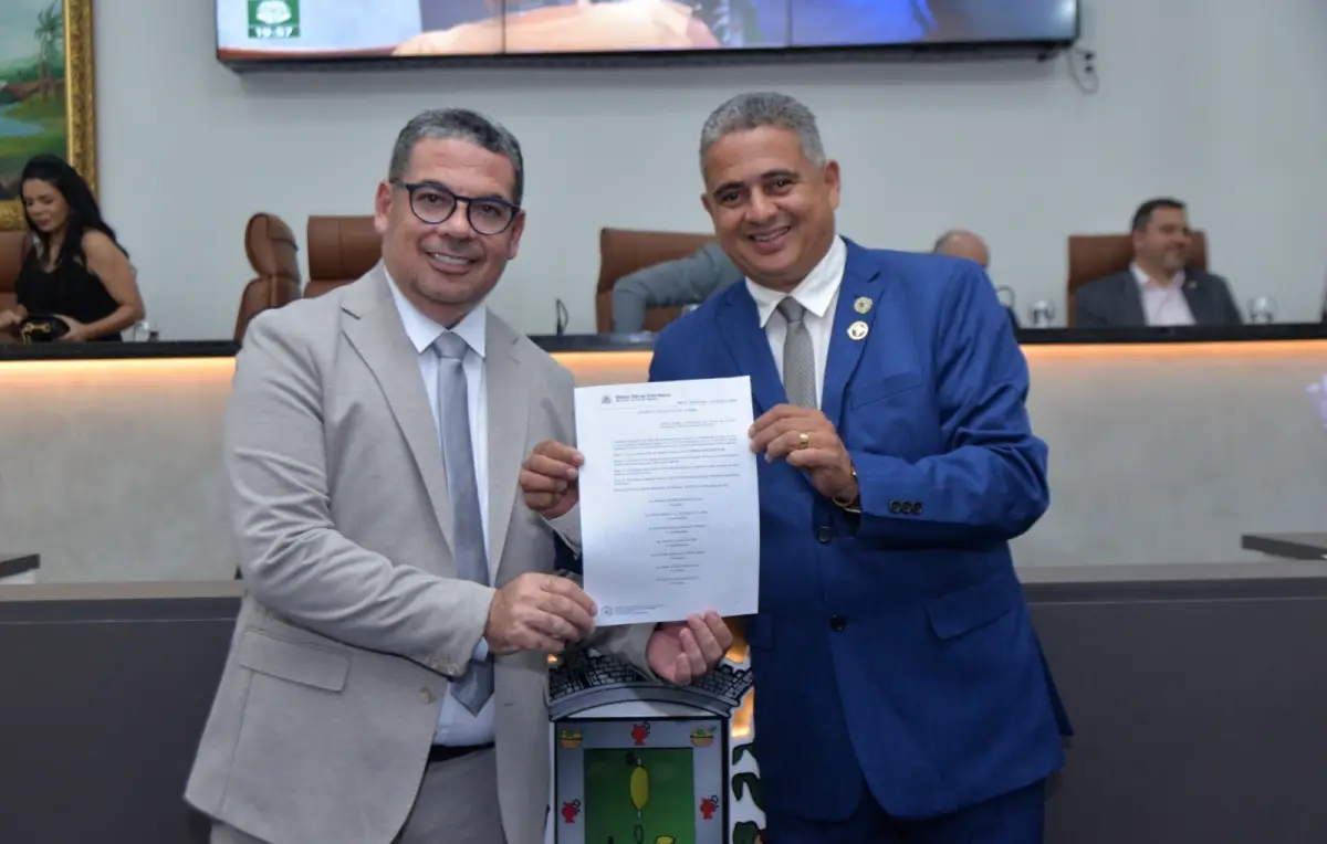 Empresário do entretenimento baiano, Mário Paim recebe Título de Cidadão Feirense