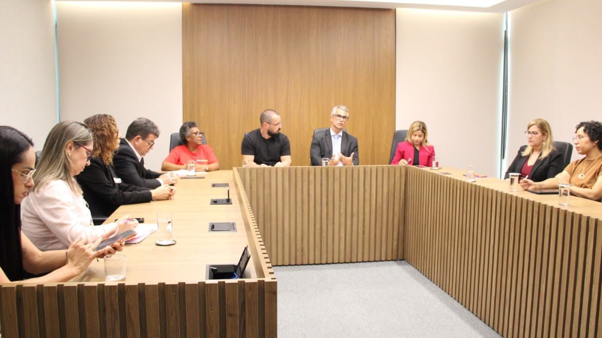 Ministério Público discute estratégias para ampliar alfabetização na idade certa na Bahia