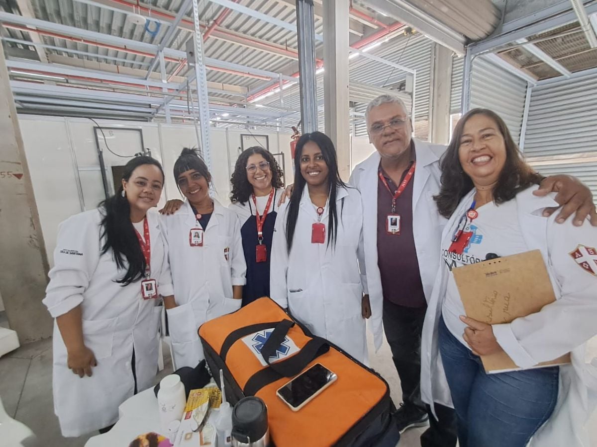 Equipe multidisciplinar do projeto Consultório na Rua